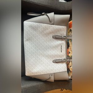 MK Tote bag
